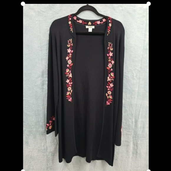 Carducci Sweaters - Beatiful Elegant Bright Embroidered Open Cardigan